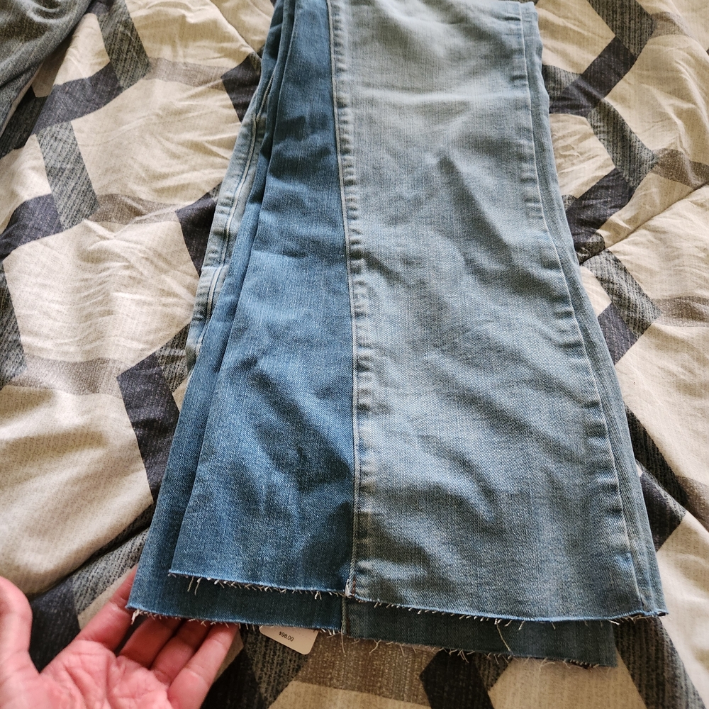 Express Jeans - Picture 2 of 7